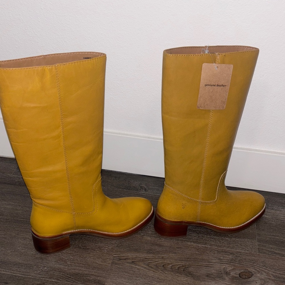 Frye Banana Leather Campus Camryn Tall Pull On Boots - Picture 5 of 6